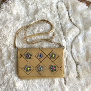 beautiful beige crossbody